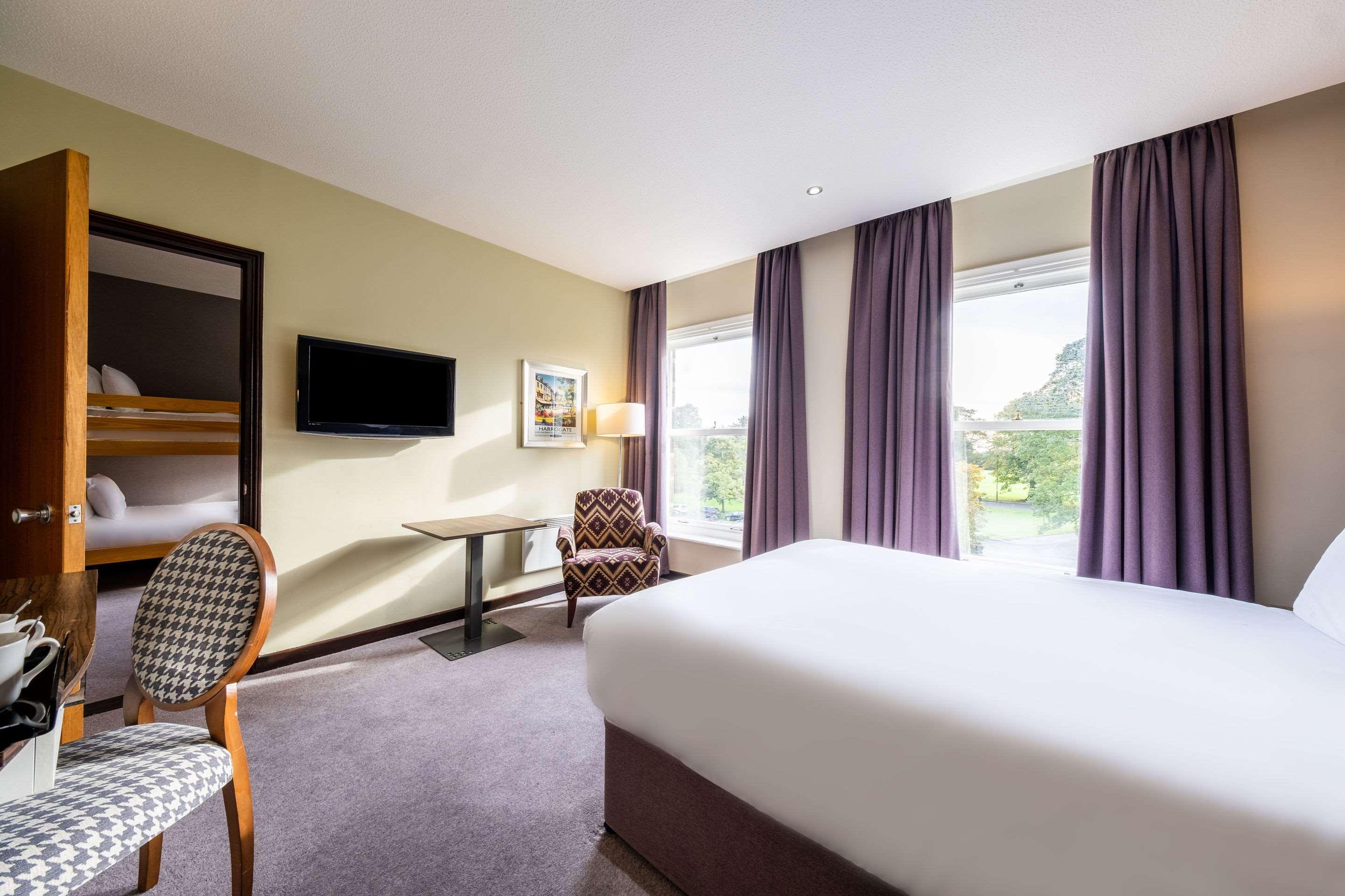 Cedar Court Hotel Χαρογκέιτ Εξωτερικό φωτογραφία